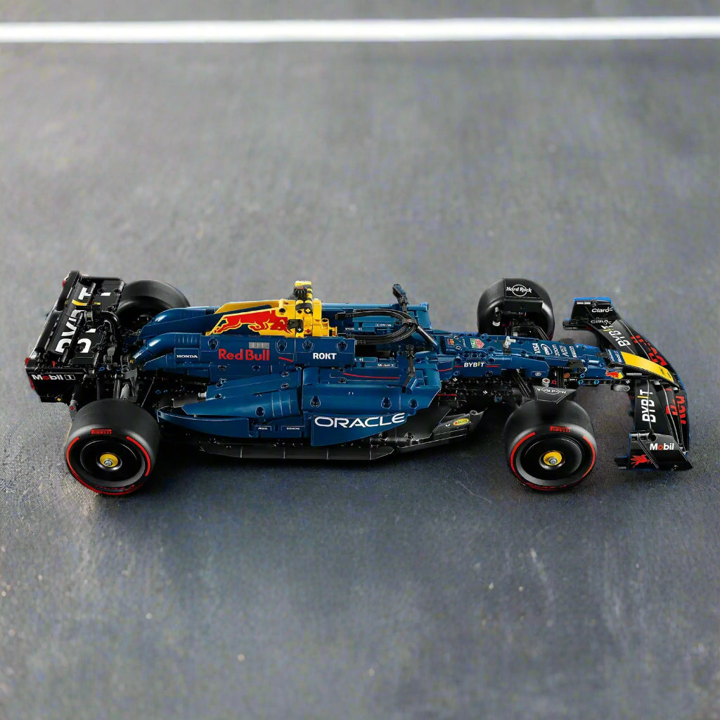 Fórmula 1 - Red Bull RB20 (1639 pzas)
