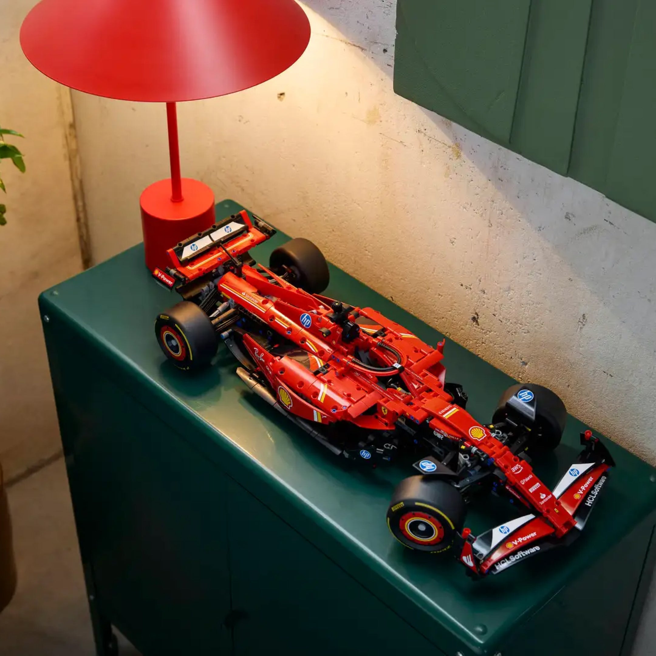 Fórmula 1 - Ferrari SF24 (1361 pzas)