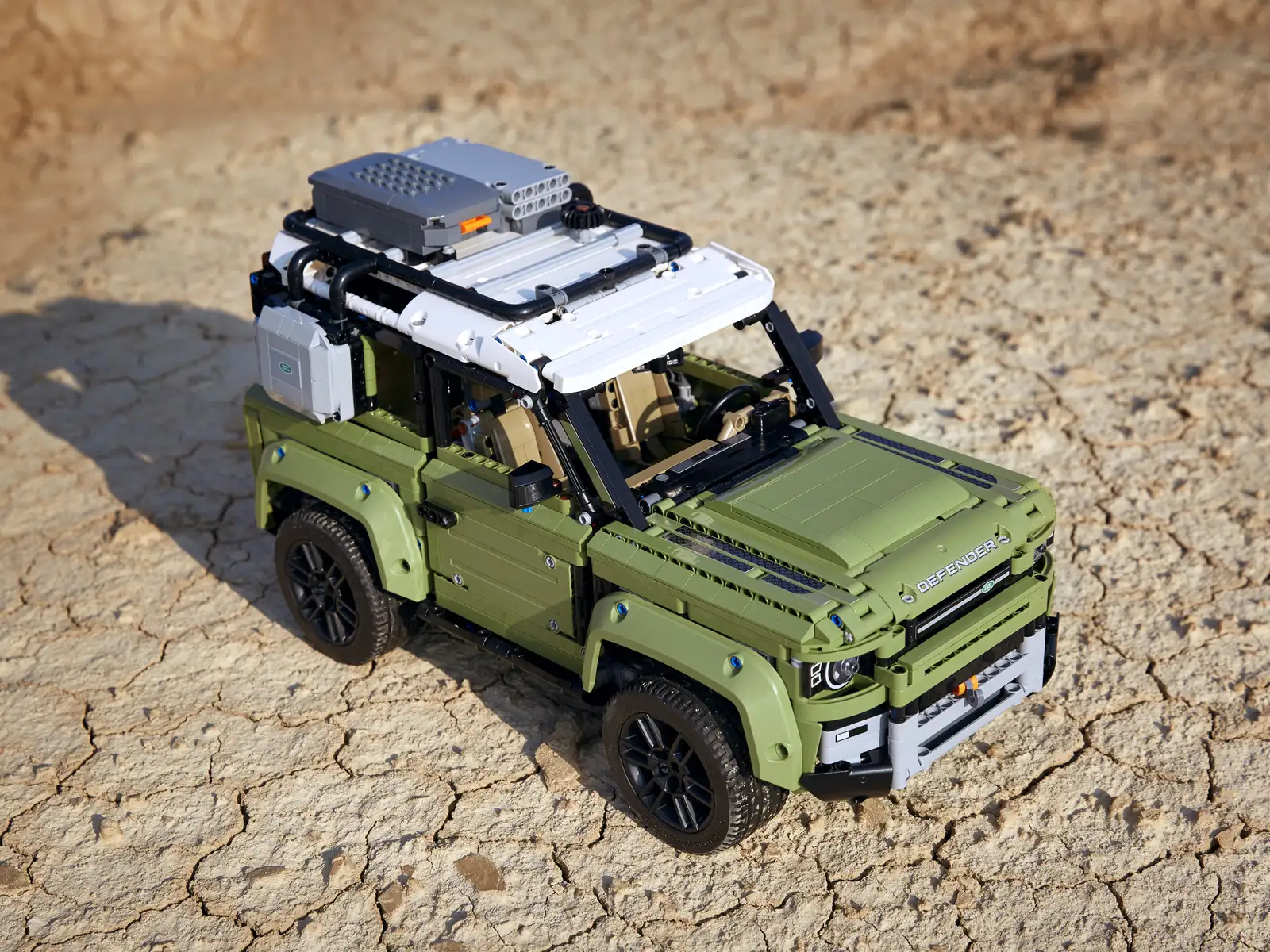 Defender: Todoterreno de Aventura (2573 pzas)